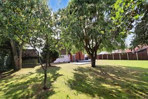 ST JOHNS ROAD- click for photo gallery